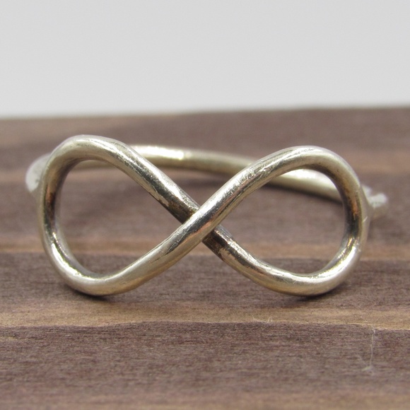 Jewelry - Size 7.25 Sterling Silver Simple Infinity Band